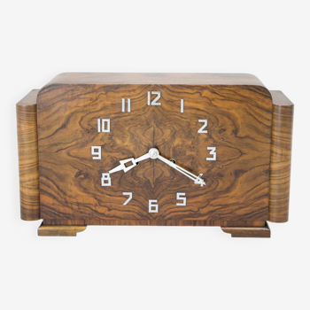 Art Deco Walnut Mantel Clock Mauthe, Germany, 1930s