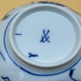 2 meissen tea cups