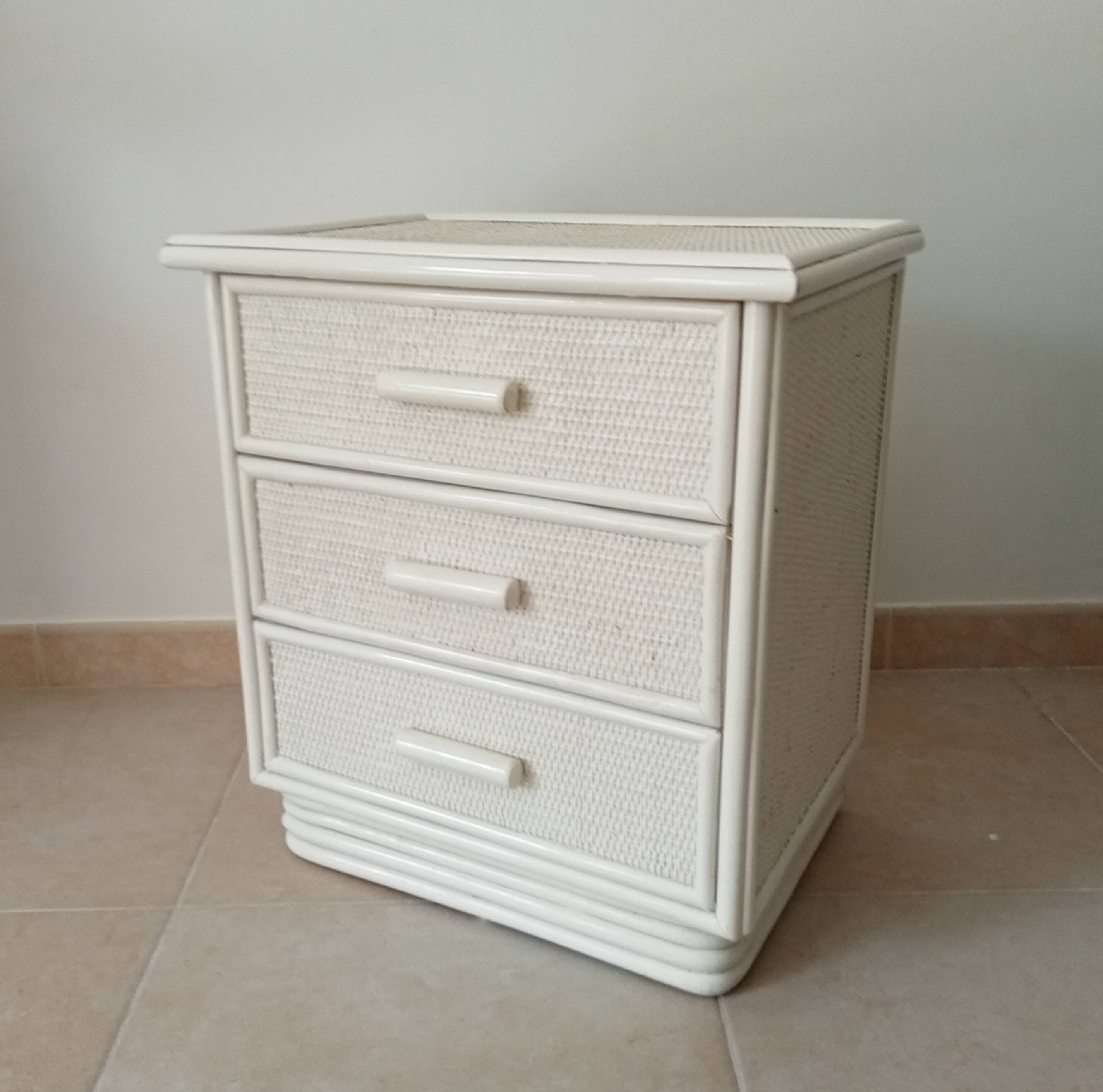 Vintage rattan bedside table from the 70s/80s