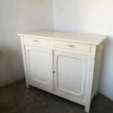 White parisian buffet