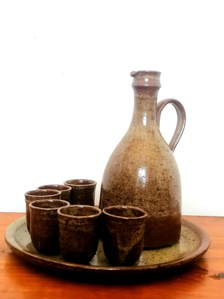 Pyrity sandstone liquor service, circa 1950