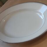 Deux plats en faïence ovales