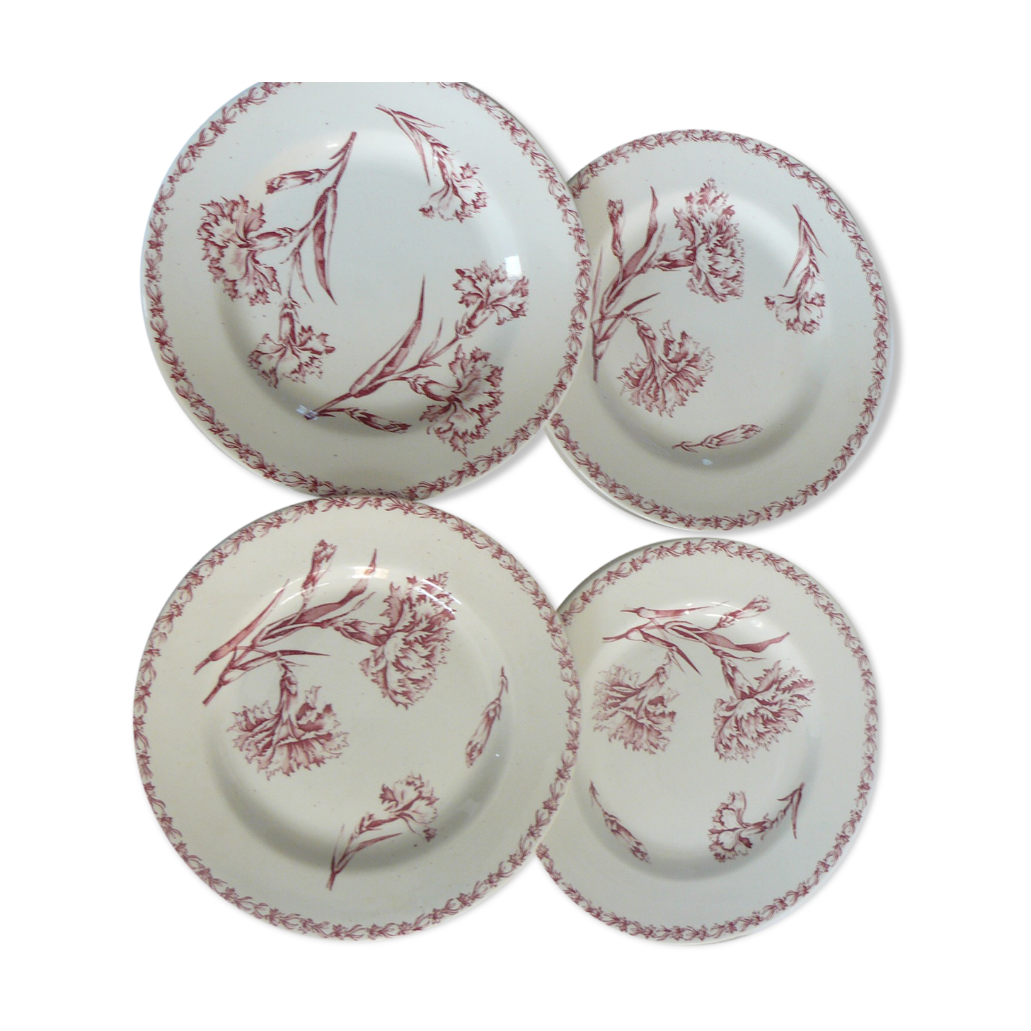 Lot of 4 flat plates Iron Earth, Lunéville carnation model