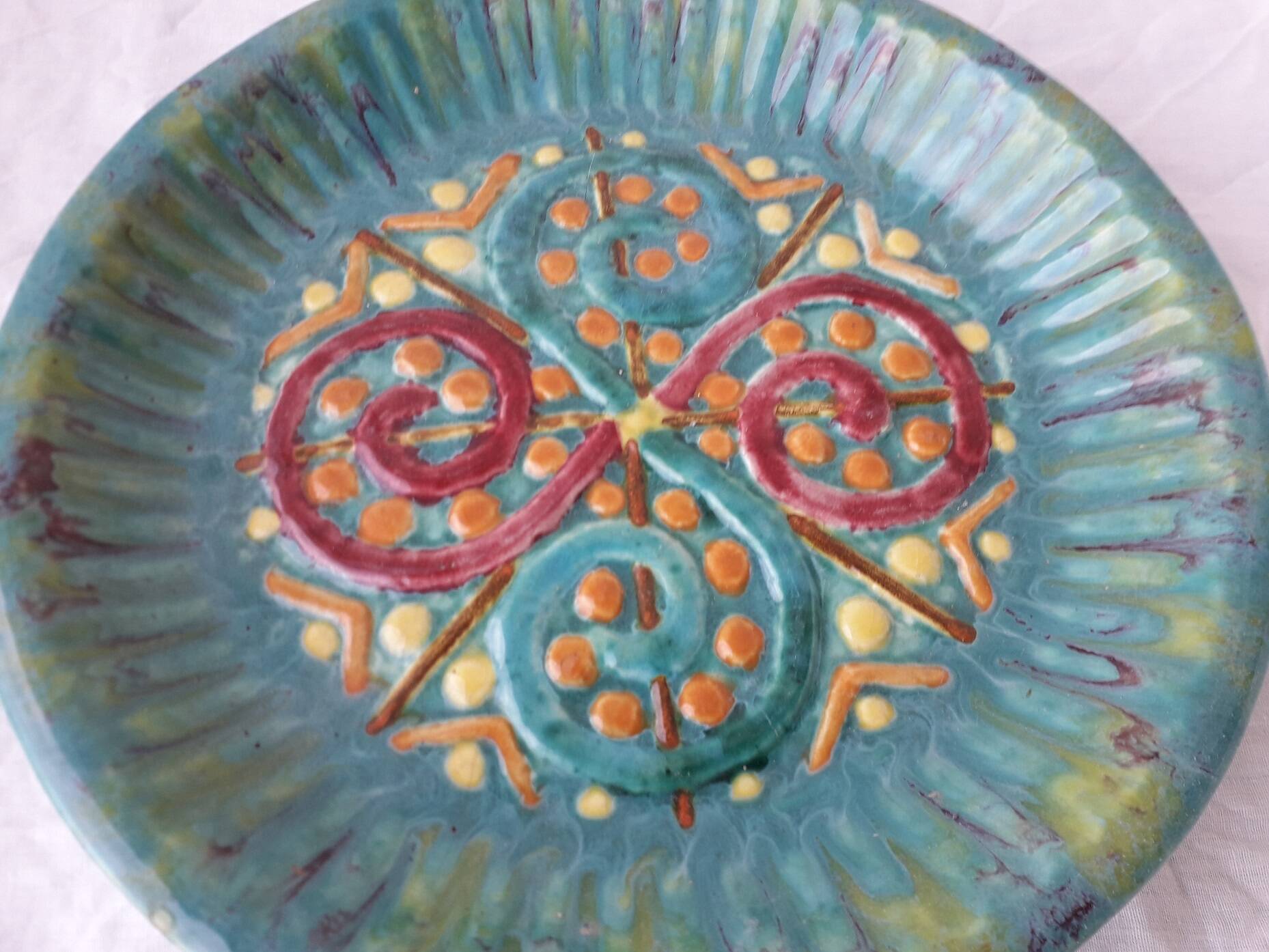 Quimper slipware plate