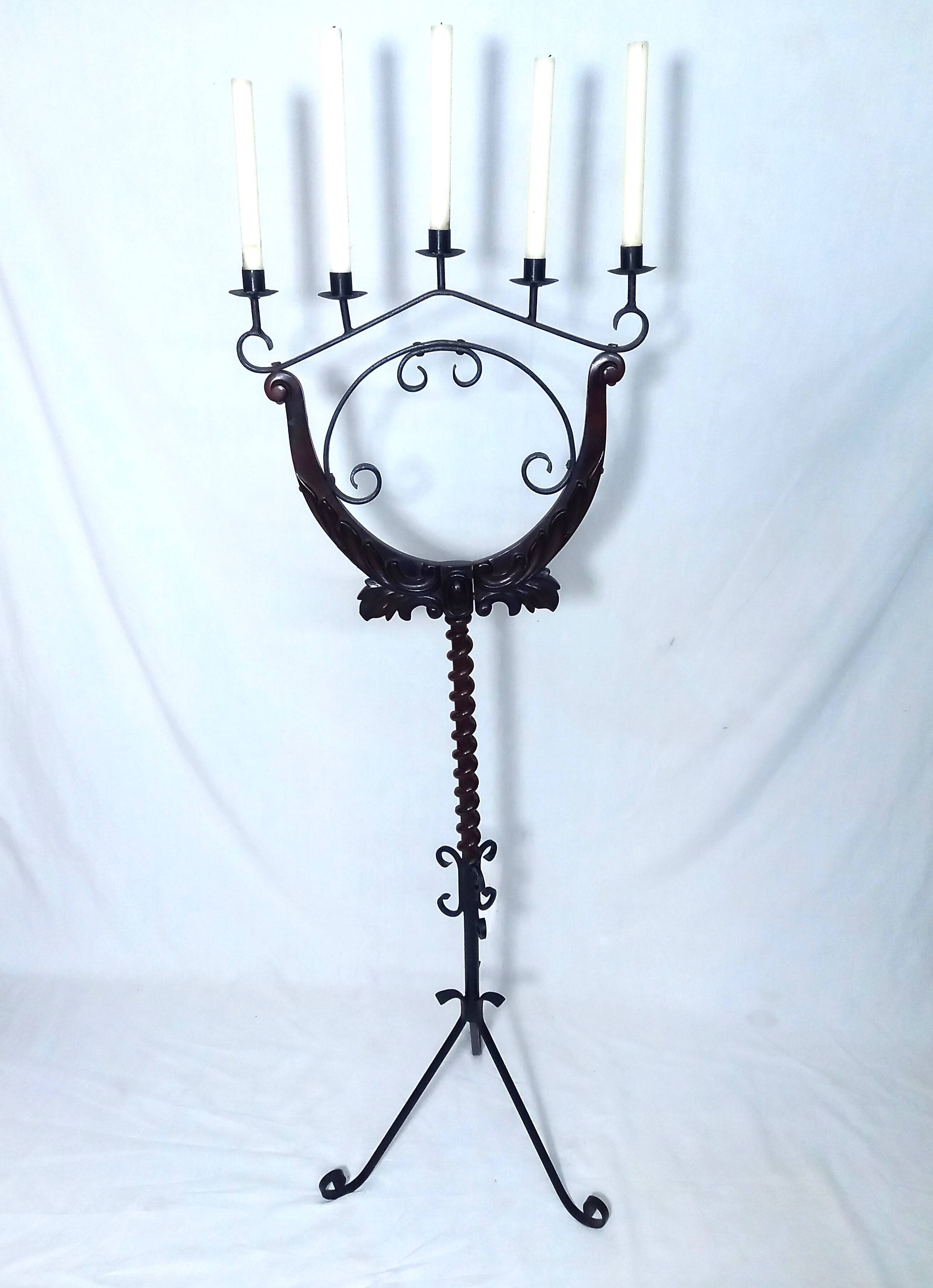 Floor candelabra in wrought iron and turned wood