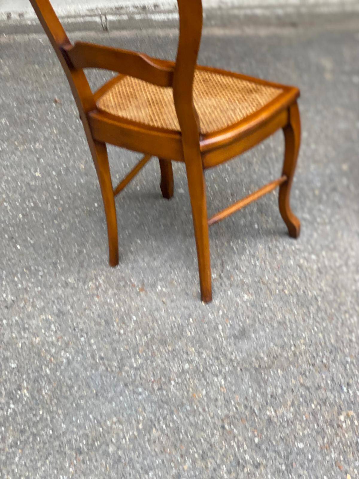4 chaises à manger cannées Louis Philippe bois massif