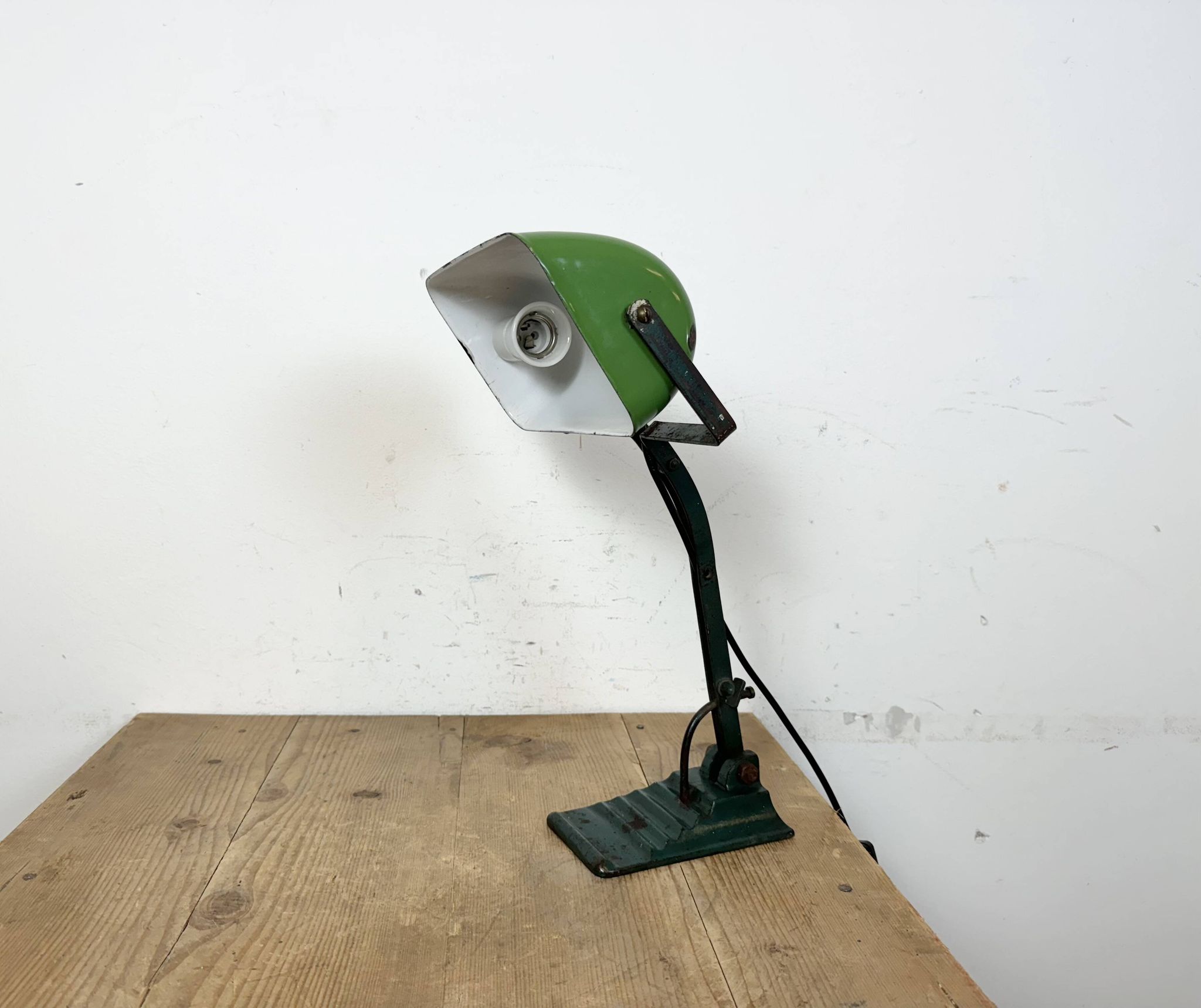 Vintage Green Enamel Bank Lamp, 1950s