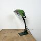 Lampe de banque vintage en émail vert, années 1950