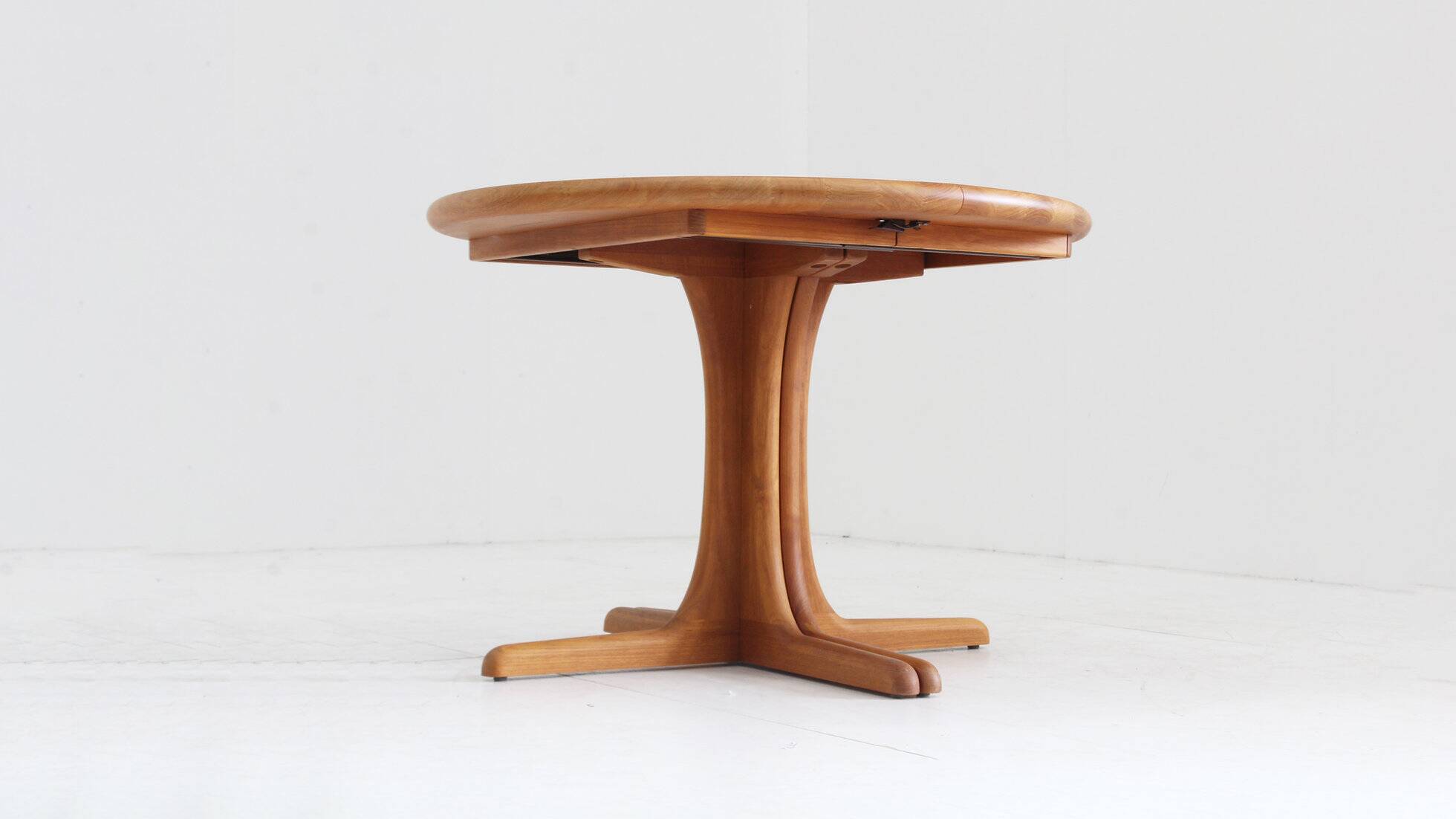 Vintage Danish round extendable dining table solid teak 1960s