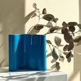 Biomorphic ceramic vase