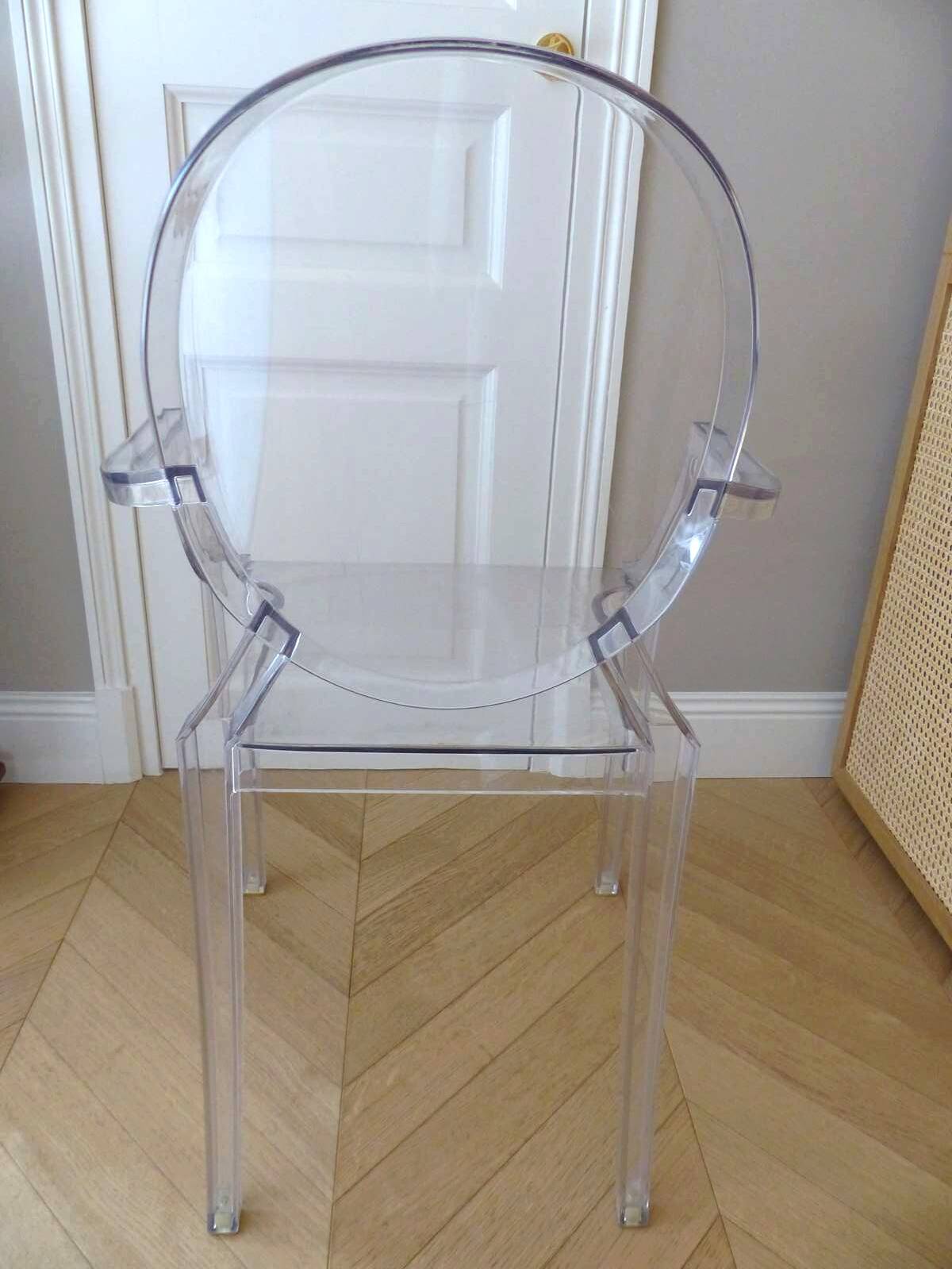 Fauteuil Kartell " Louis Ghost " Cristal design Philippe Starck