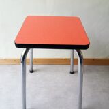 Tabouret formica rouge