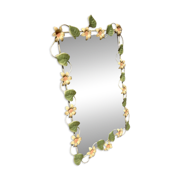 Vintage daisy mirror