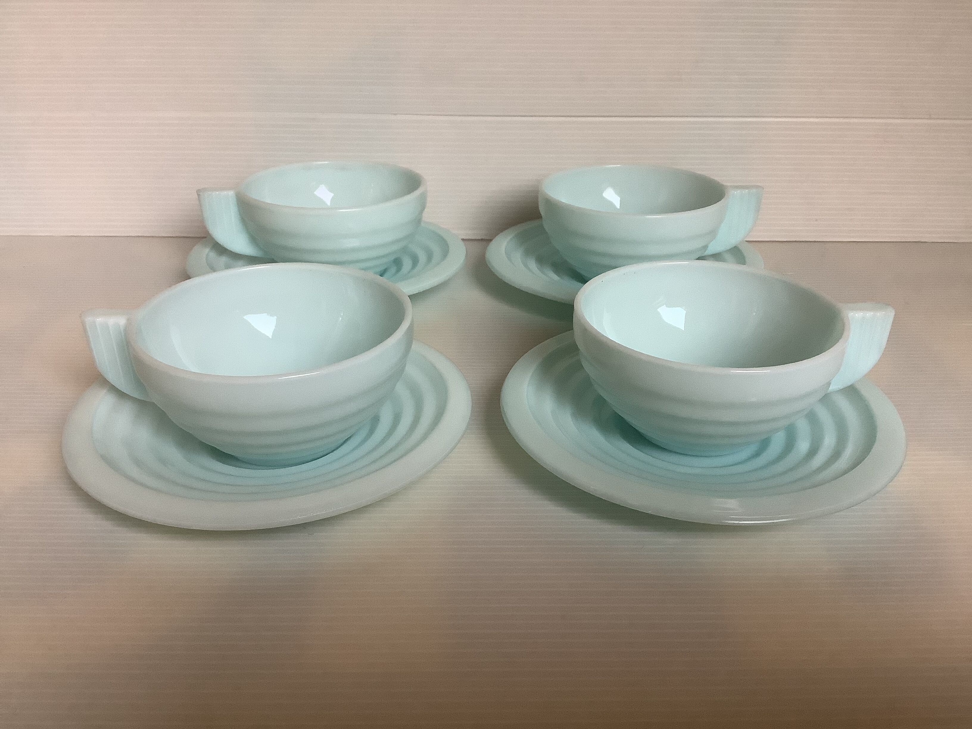 8 old Art Deco style mint cups