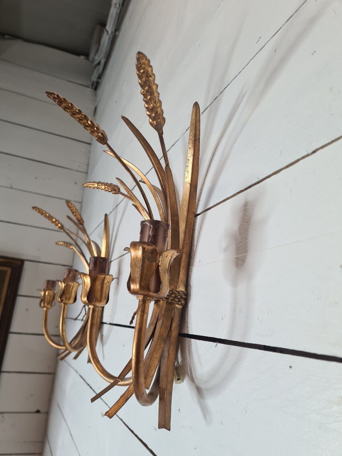 Sconces to ears of wheat and golden foliage