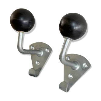 Pair of old school hooks