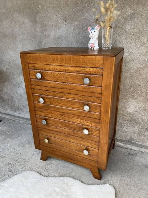 Vintage Art Deco chest of drawers/commode
