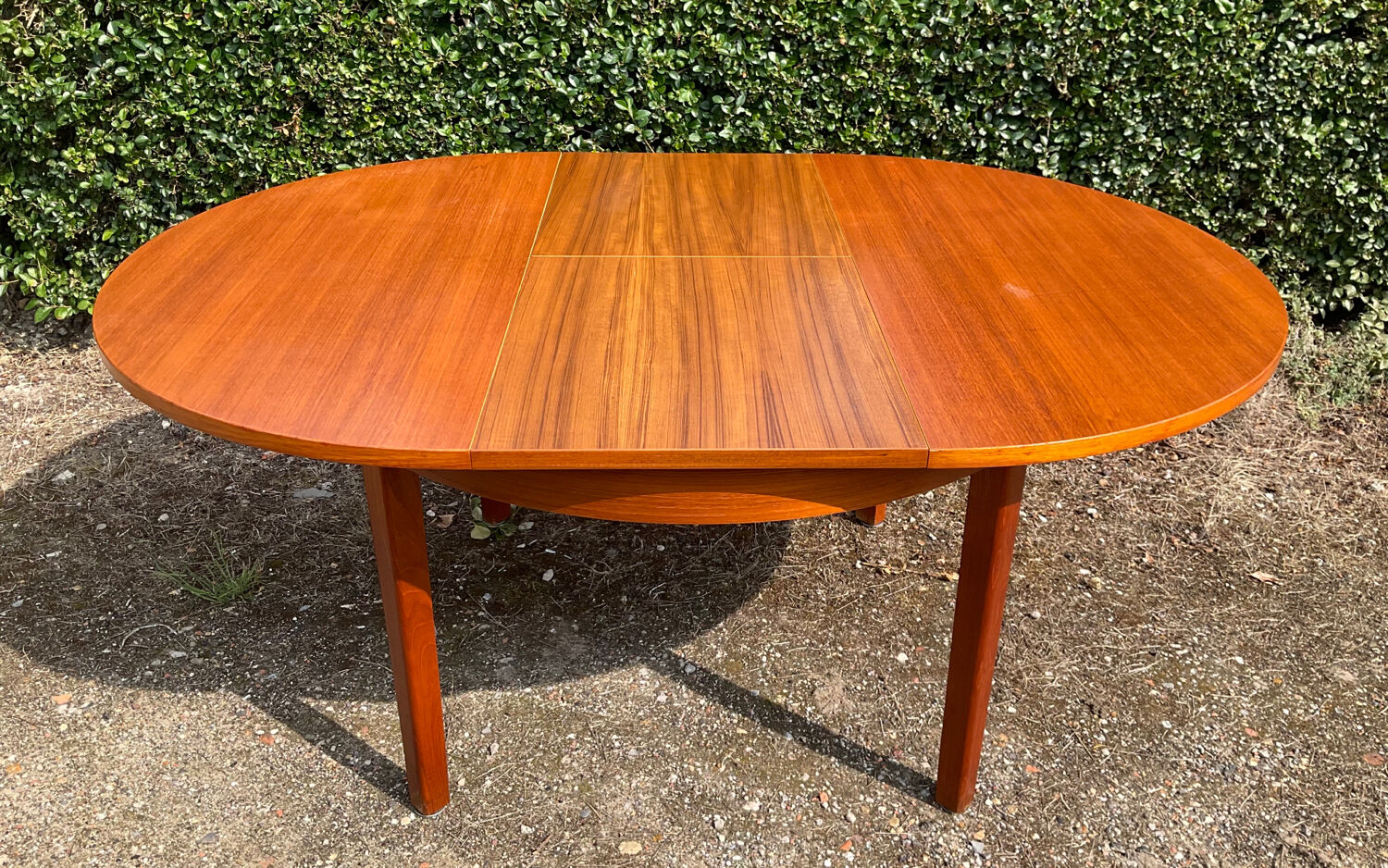 Scandinavian extending table from the 60s and 70s