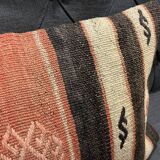 Couverture d’oreiller de tapis faite à la main