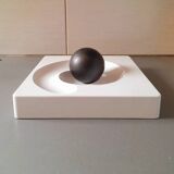 Cendrier SPIROS, Eleonore Peduzzi Riva pour Artemide, 1970.