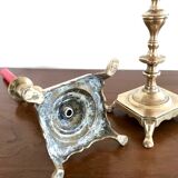 Paire de bougeoirs en laiton