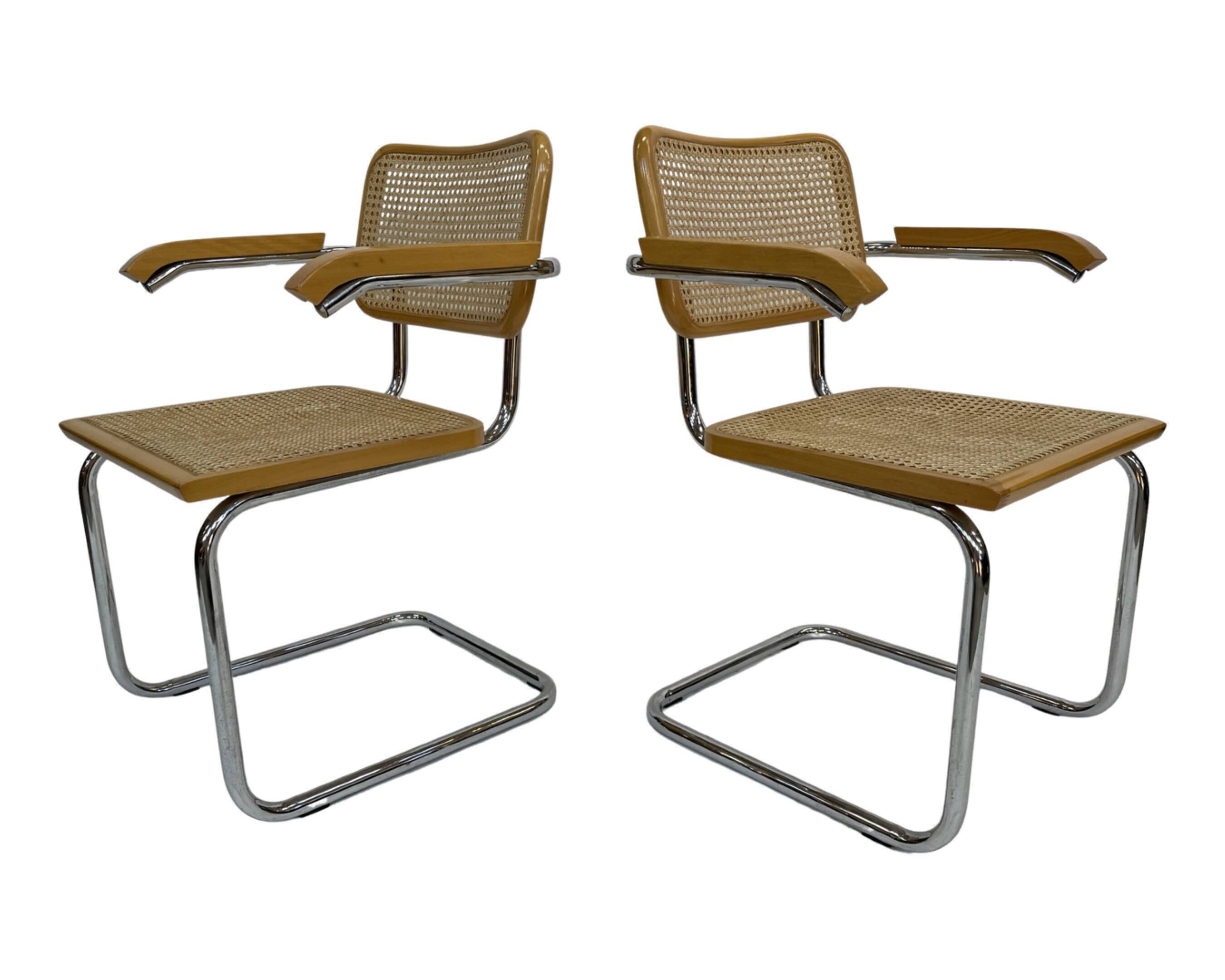 Cesca chair B64 with armrests by Marcel Breuer Design