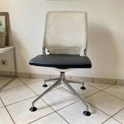 Chaise de bureau Meda chair édition vitra design Alberto Meda