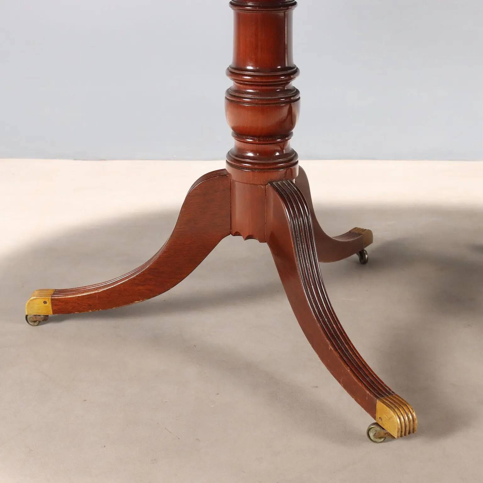 Table ancienne en acajou en 3 sections, Royaume-Uni, XIXe siècle