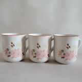Flowery mugs