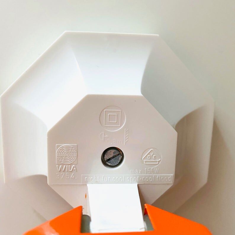 Yellow 1970s applique