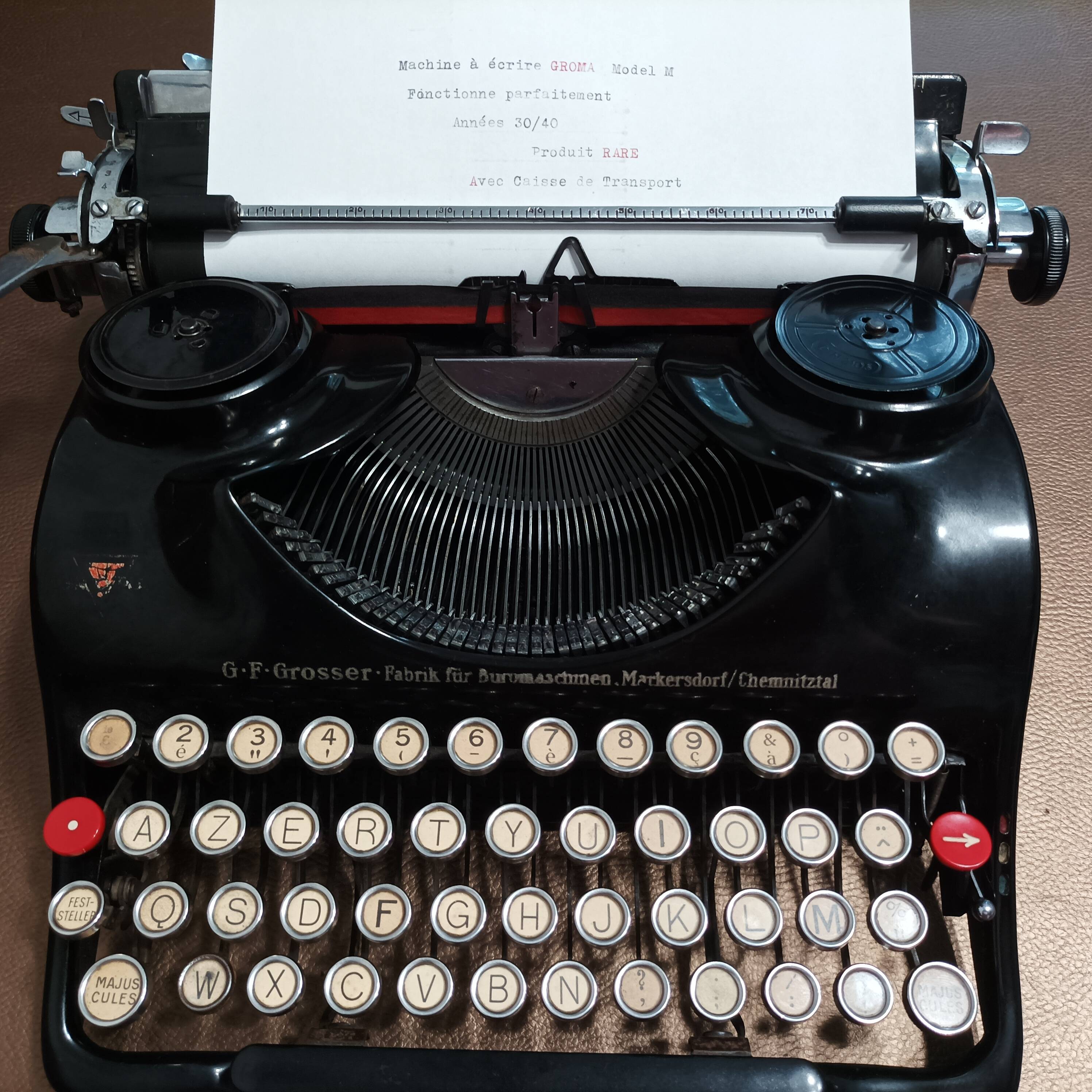 Grome Model N Typewriter, 1940's AZERTY Keyboard (RARE)