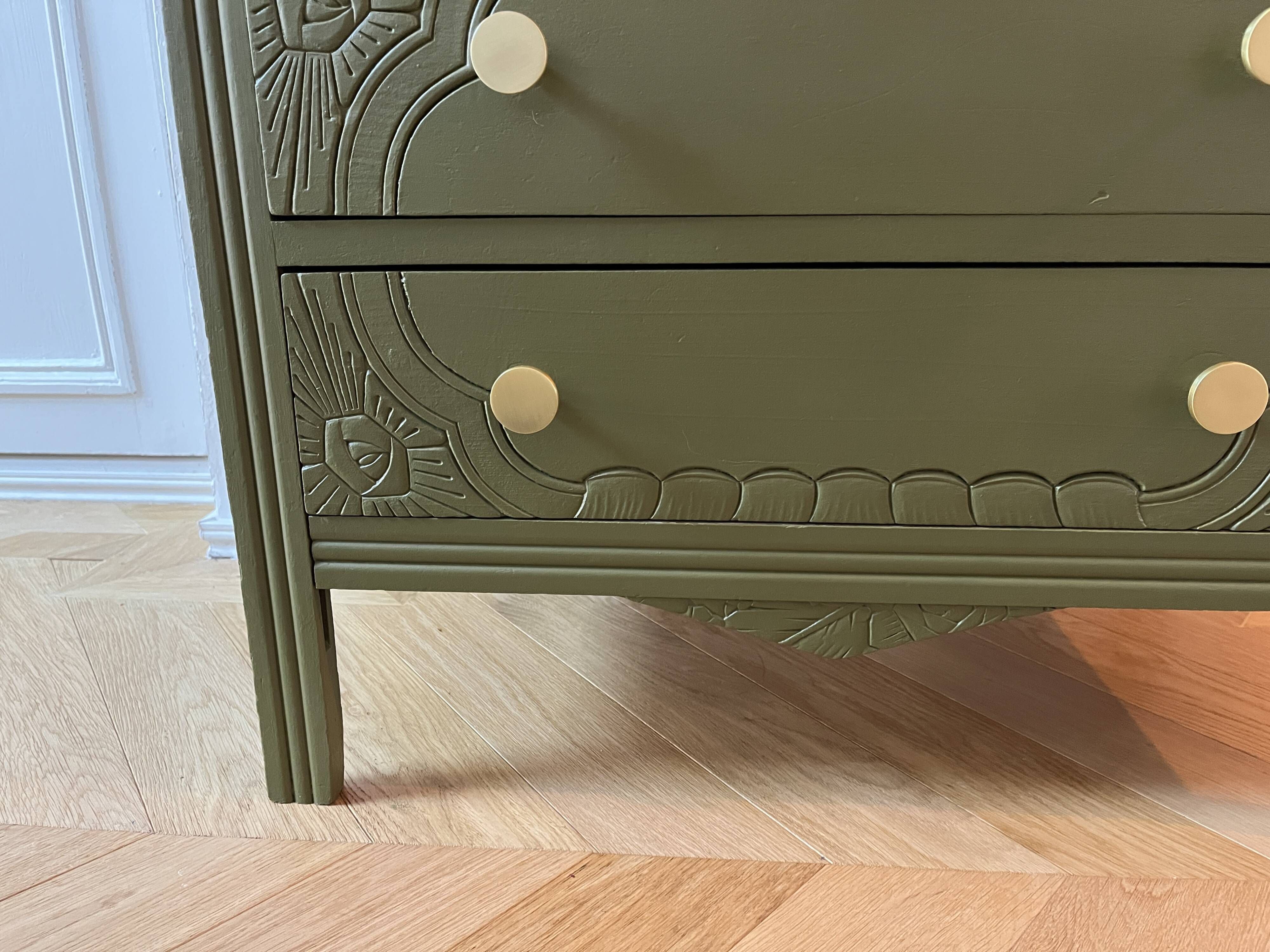 Art Deco chest of drawers - woody green - gold handles