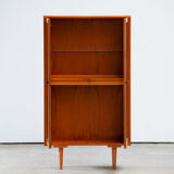 Vintage scandinavian library