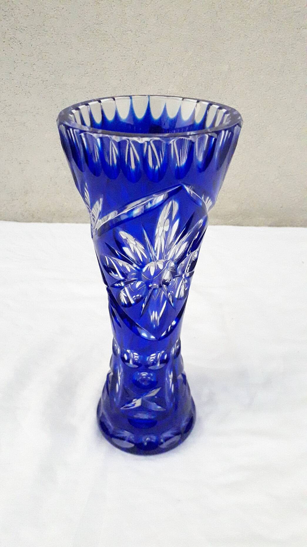 Vase bleu cristal