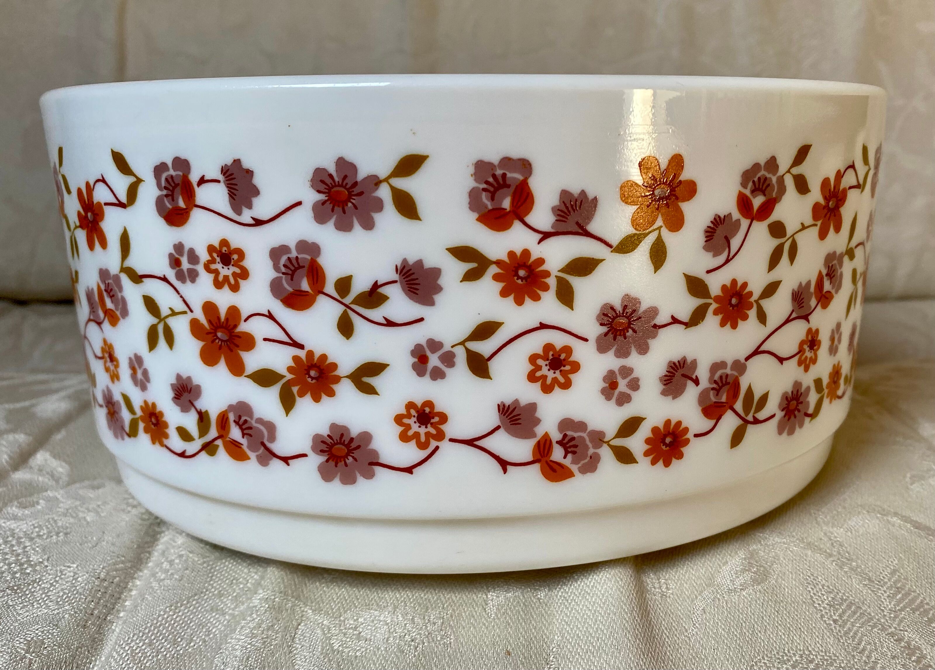 Vintage scania arcopal dish
