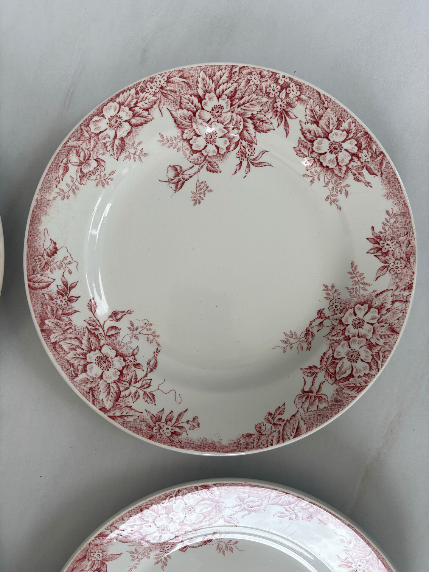 Old pink ironstone plate Eglantine Moulin des Loups