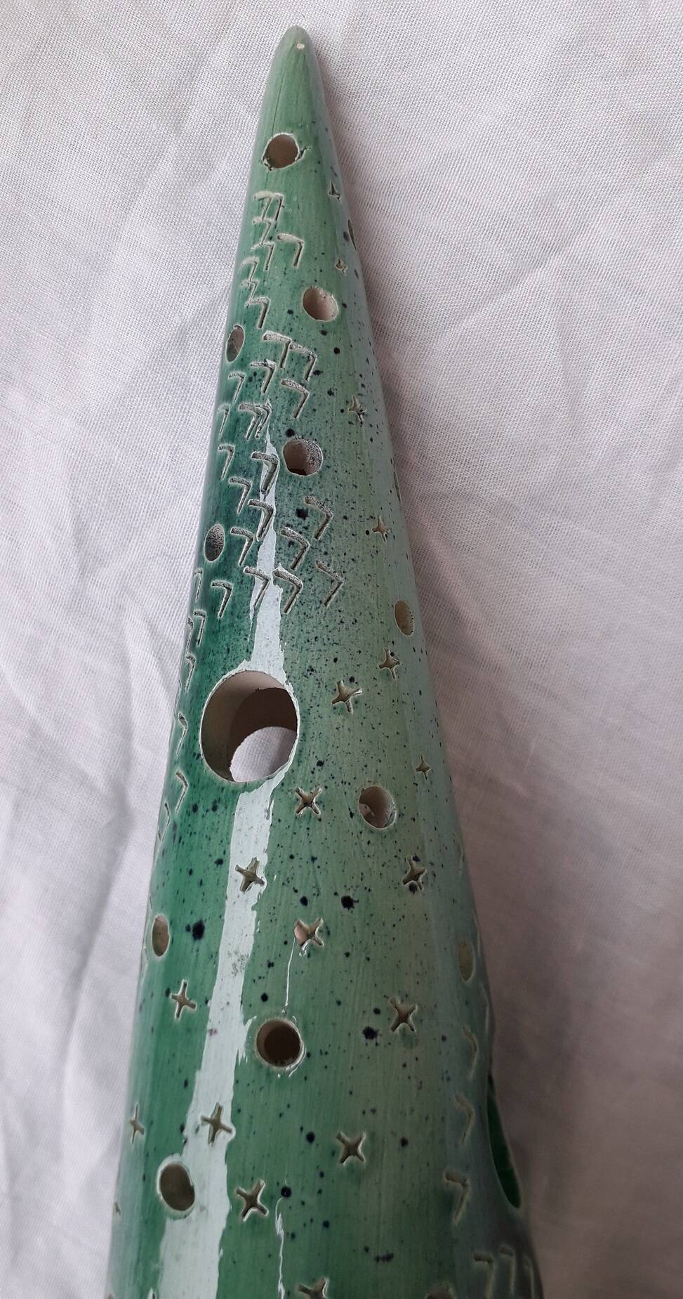 Green ceramic lamp
