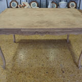 Rectangular dining room table