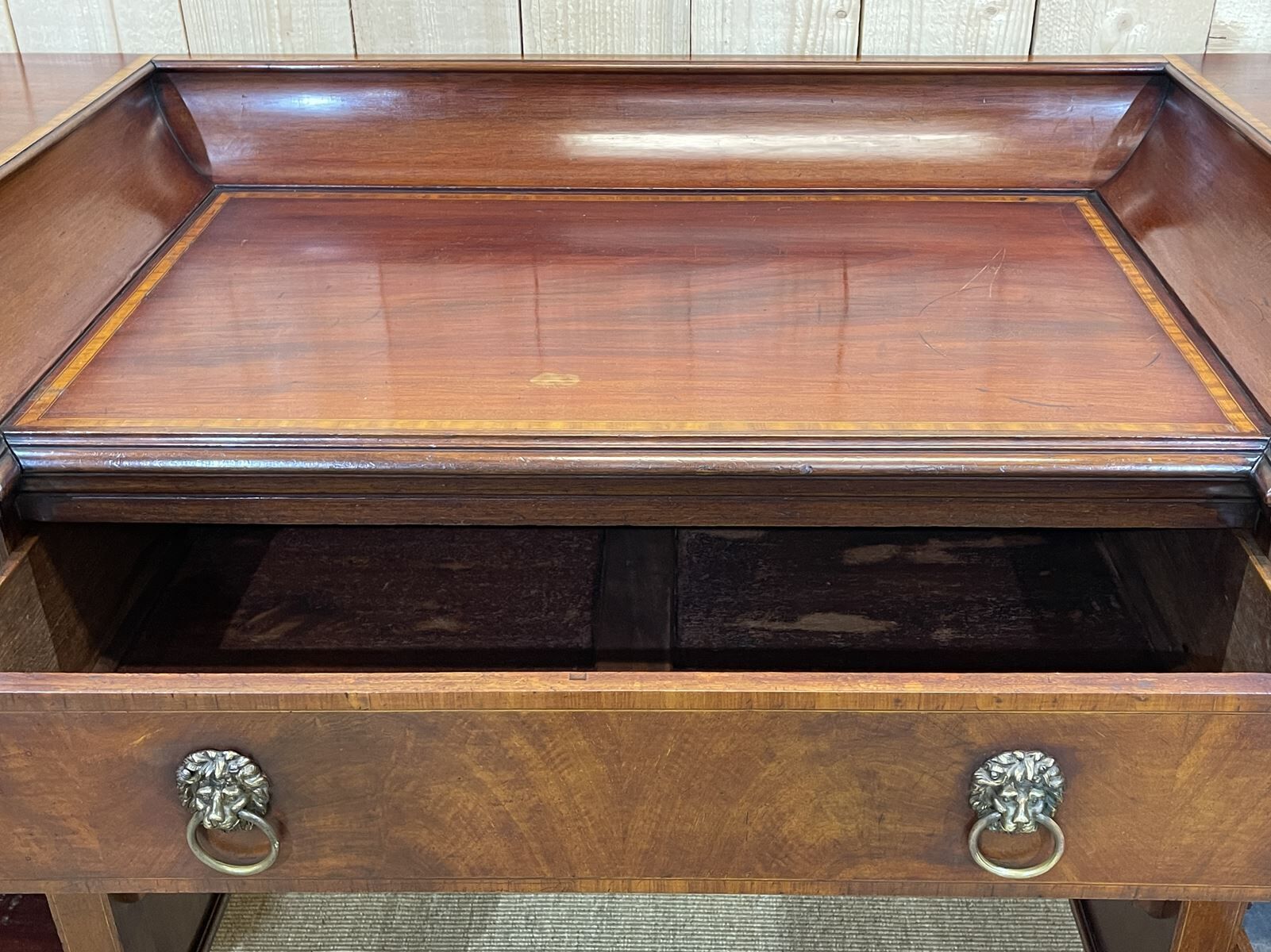 English mahogany service late nineteenth century