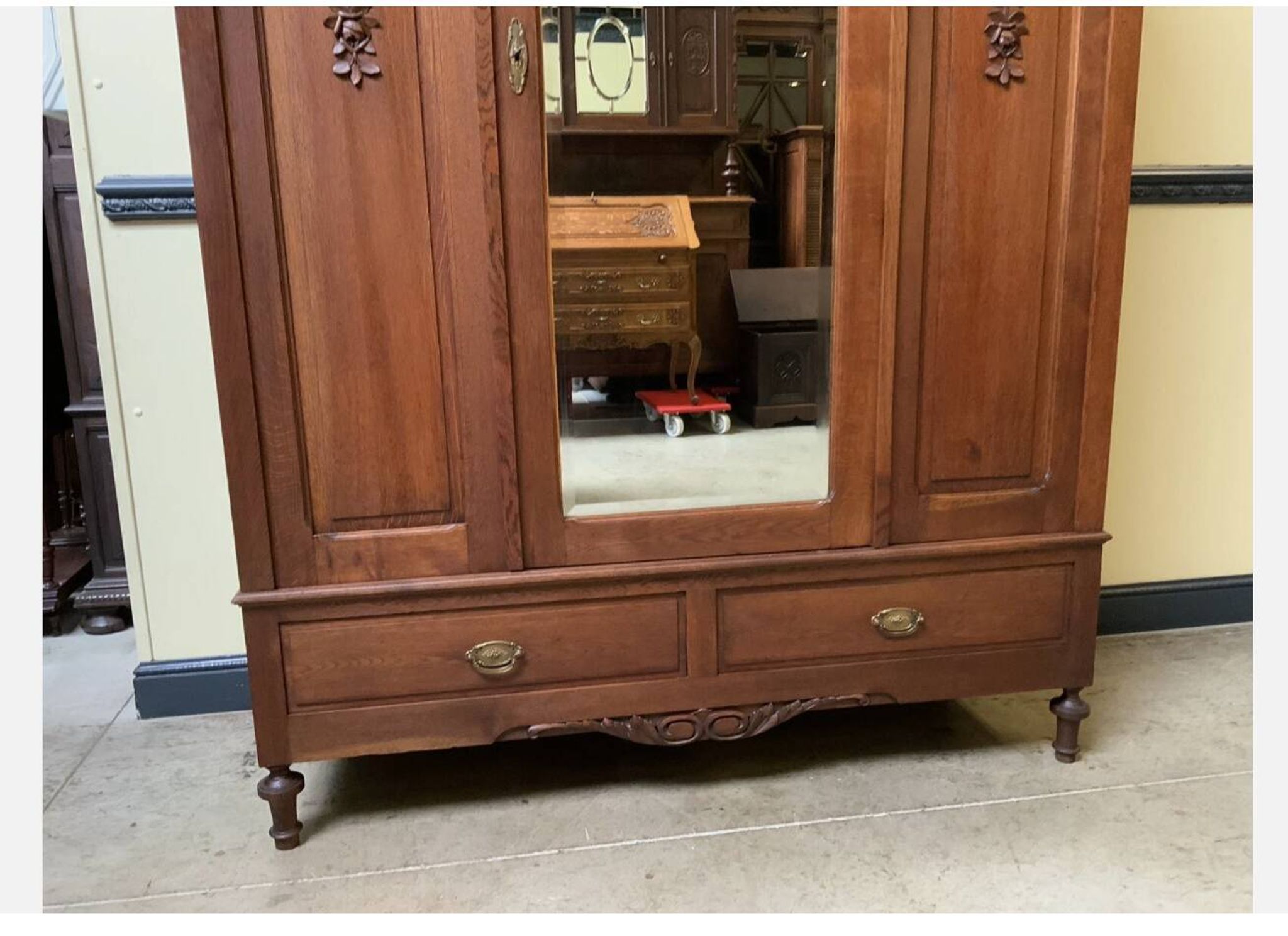 Armoire Art nouveau ancienne