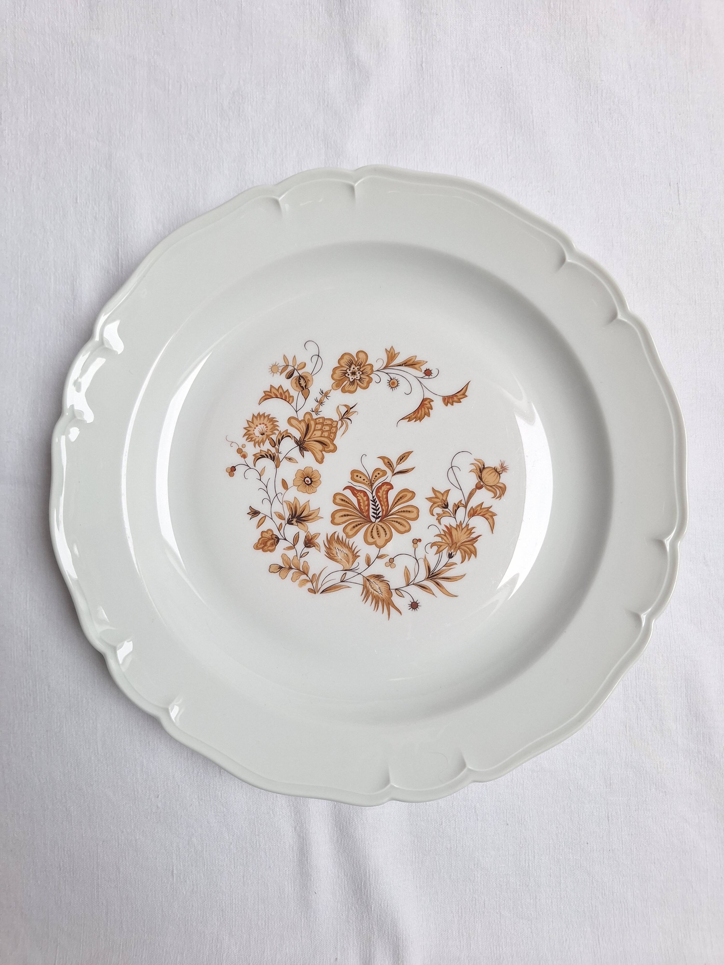 Plat en porcelaine de Limoges