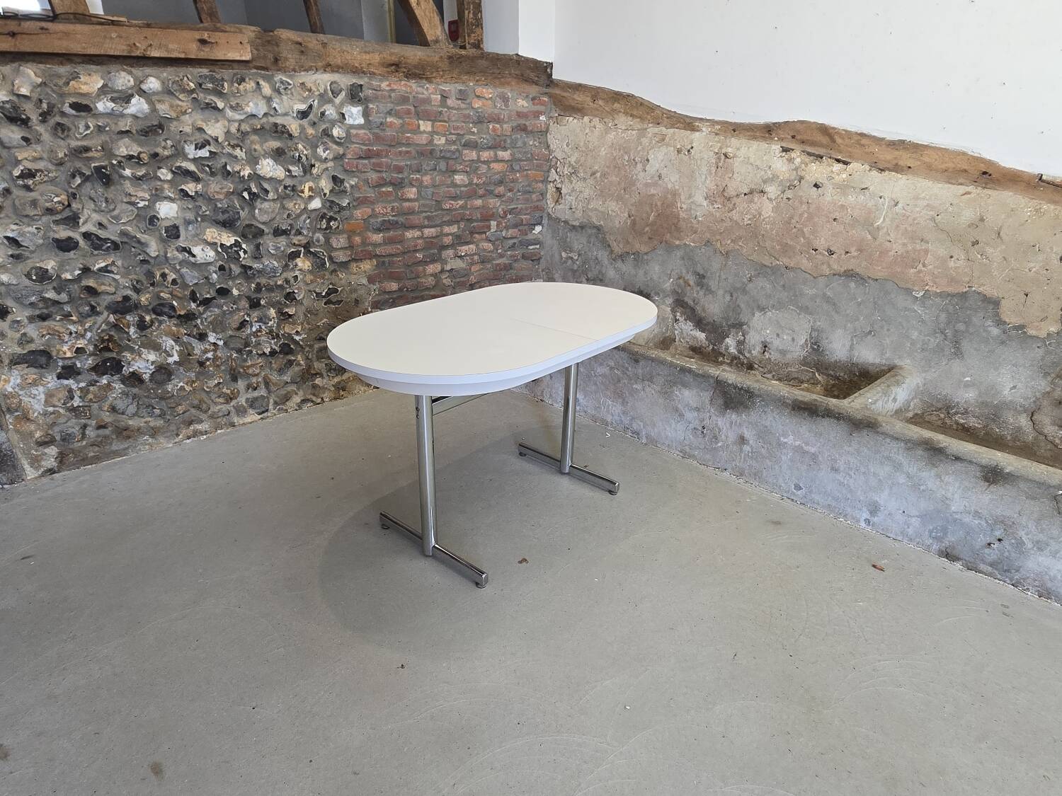 Oval table with central extension LAFA 1970s