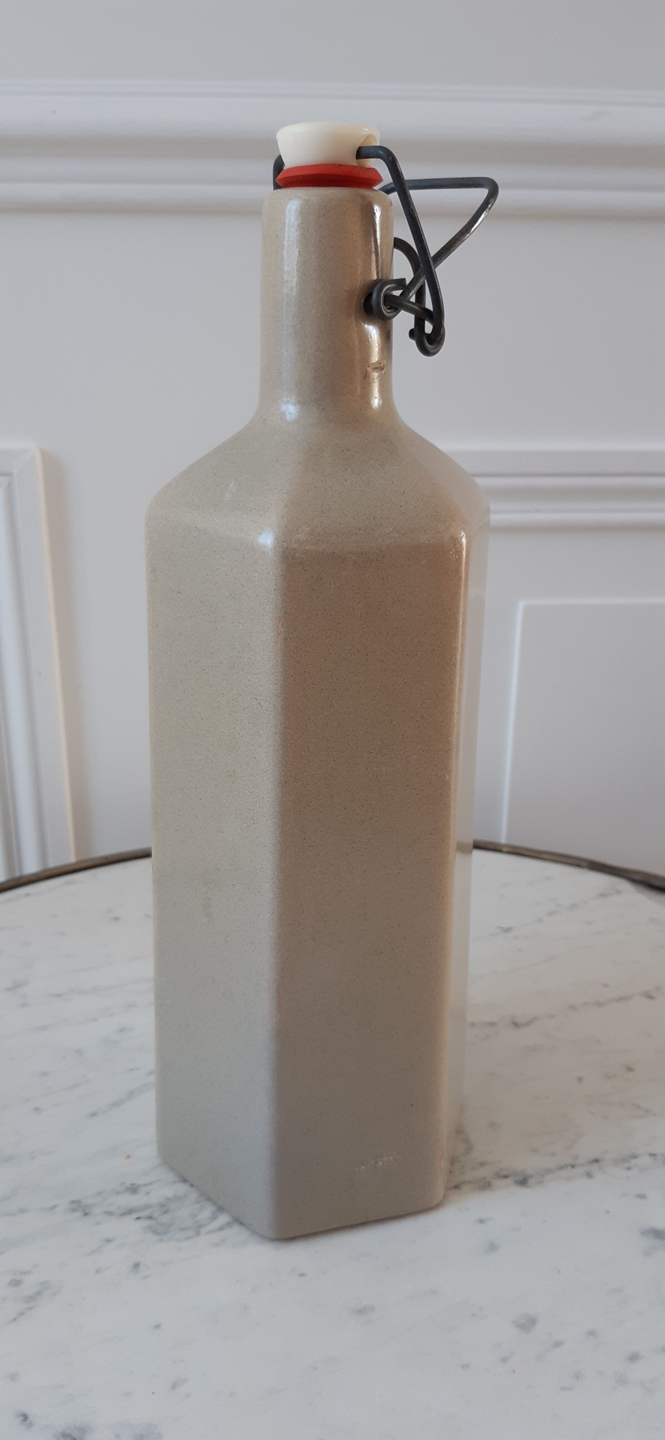 Bouteille en grès vintage années 70