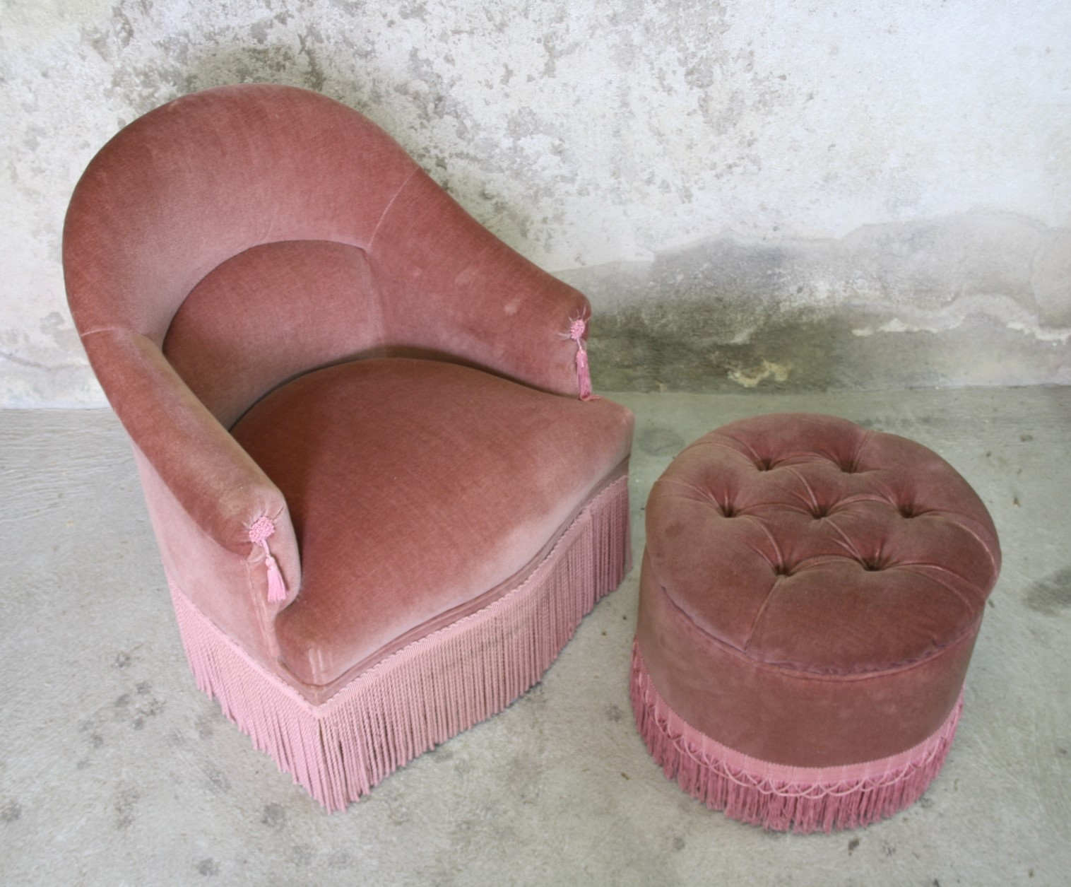 Toad armchair and footrest