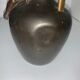Paire de vases pichet en bronze