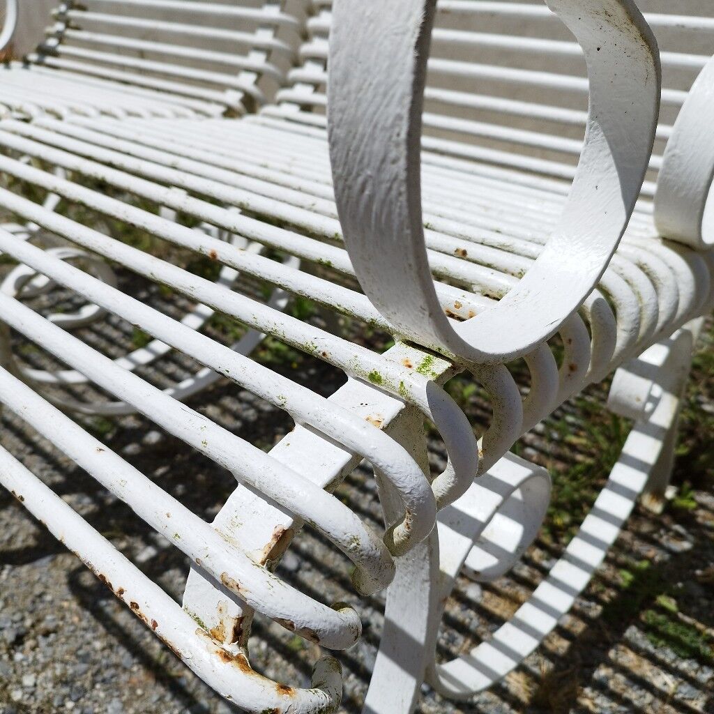 Meridian wrought iron bench Arras square garden