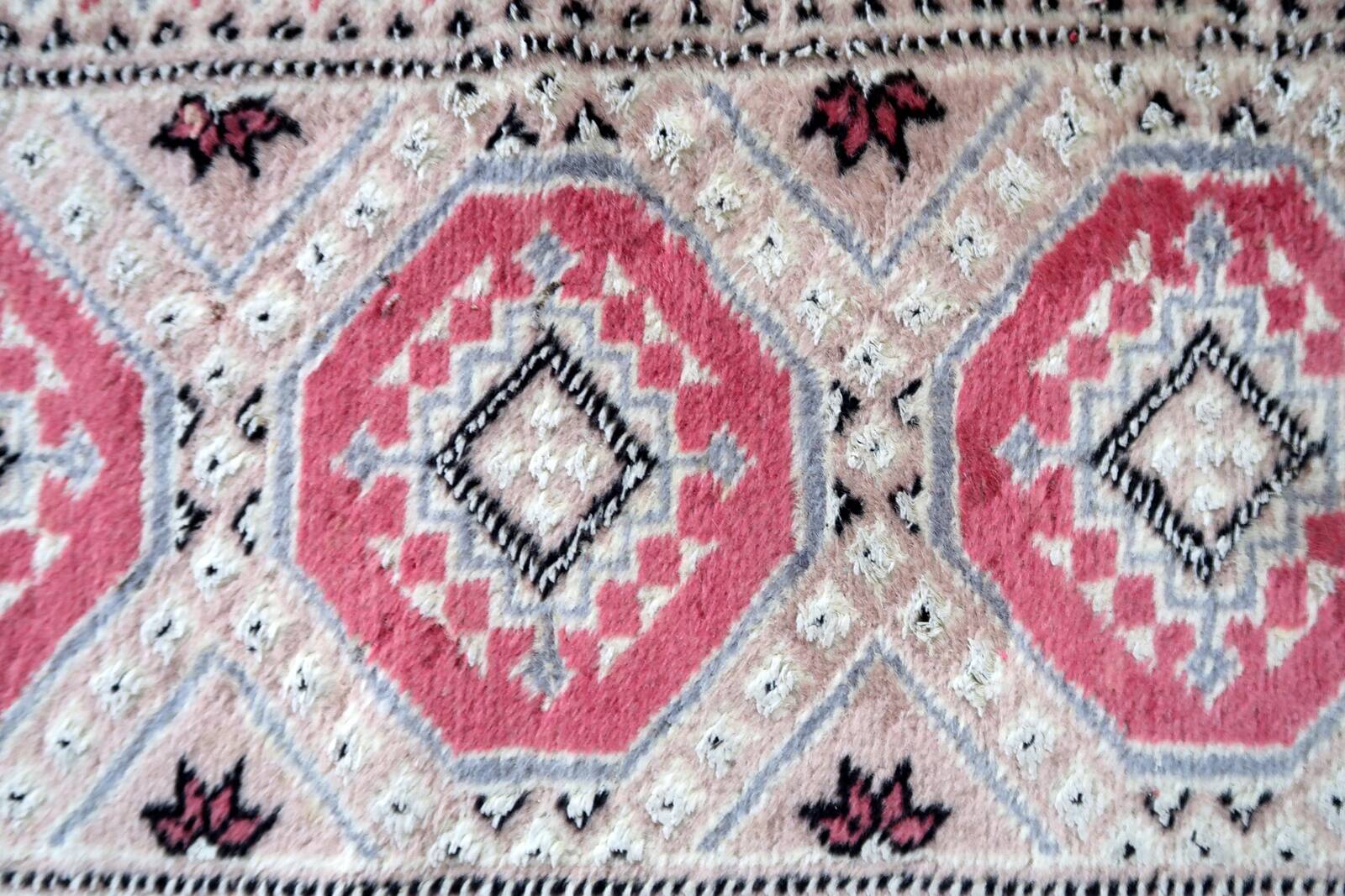 Tapis vintage ouzbek Bukhara fait main en laine et soie – 32 x 97 cm