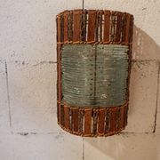 Paire d'applique en bois et lamelles de verre