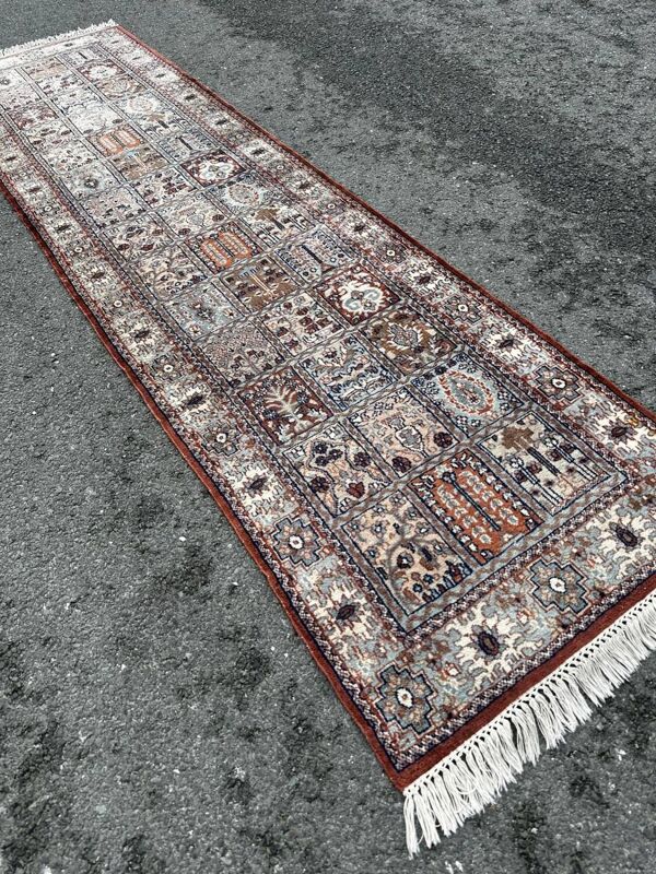 Tapis de couloir persan