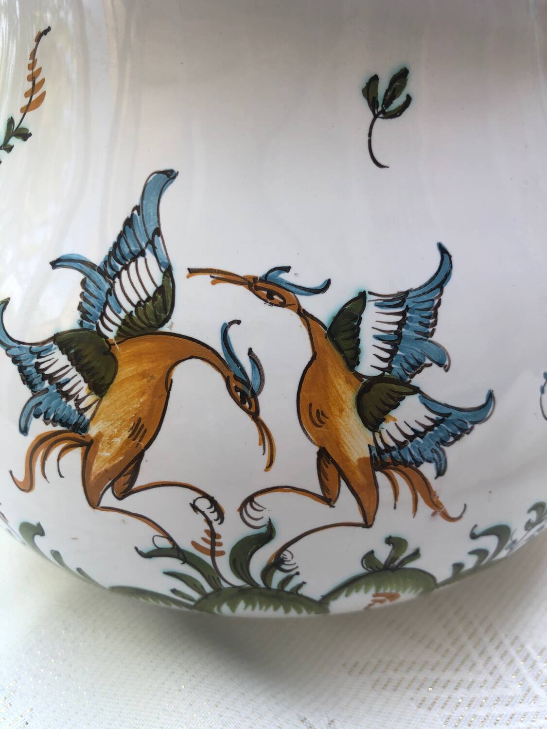 Vegetable dish or soup tureen in Moustiers earthenware signed LALLIER